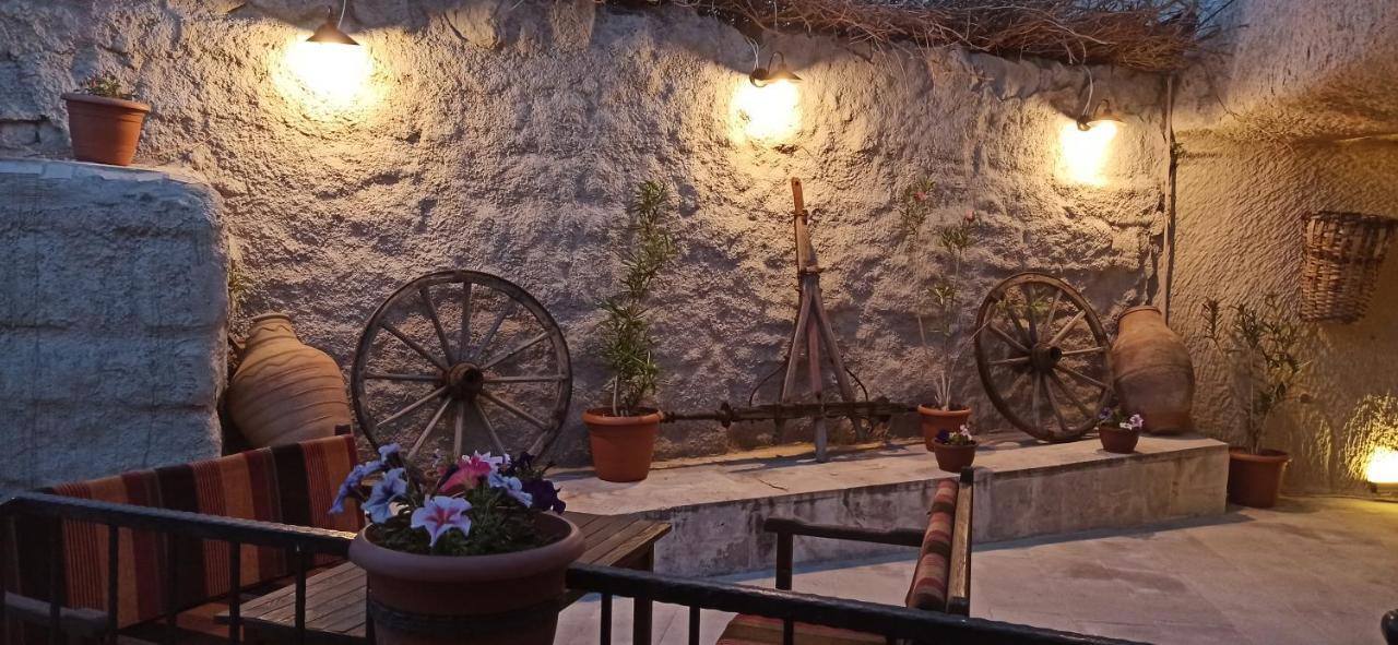 גורמה Adelya Cave Hotel מראה חיצוני תמונה
